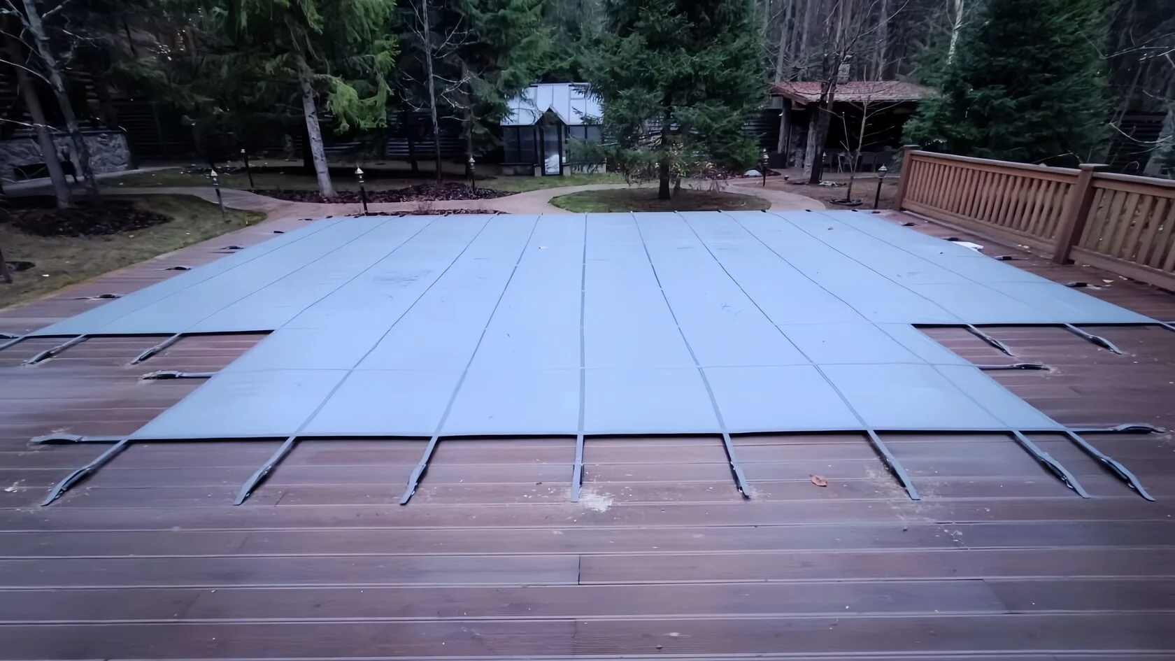 Покрывало для бассейна Laguna Cover Mesh в Коломне