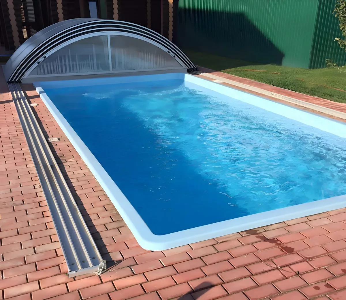 Laguna 7 — вечернее освещение в Коломне