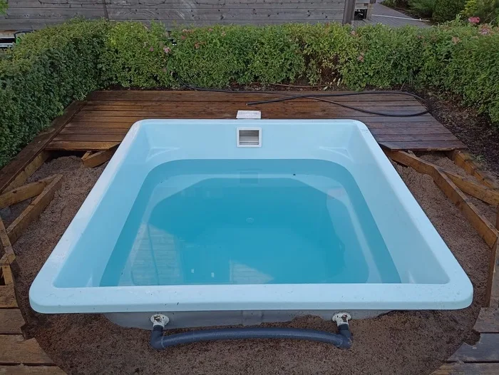 Композитная купель Laguna 2 — установка в Коломне